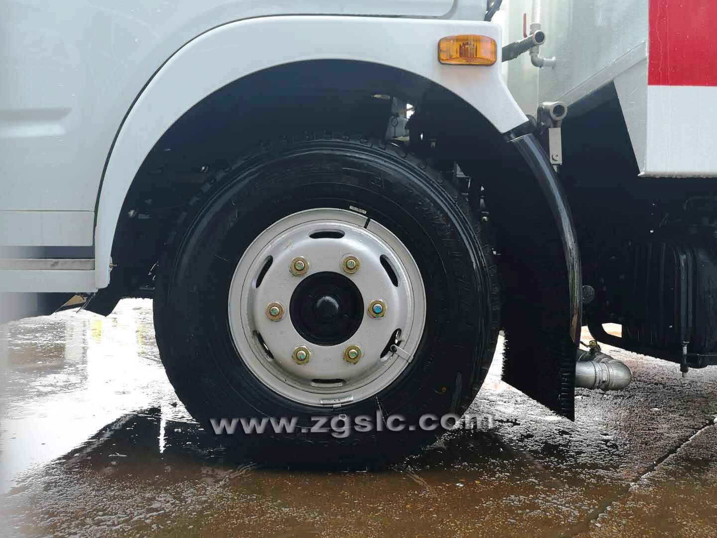 東風(fēng)大多利卡掃路車（國五）