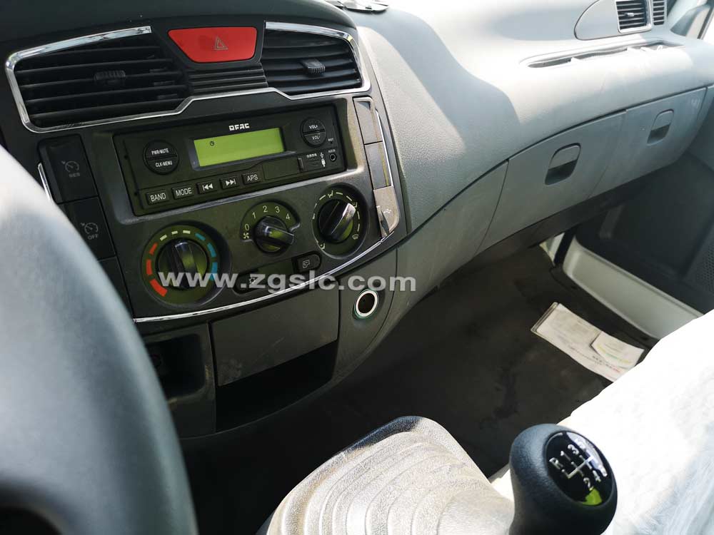 東風大多利卡吸塵車（國五）