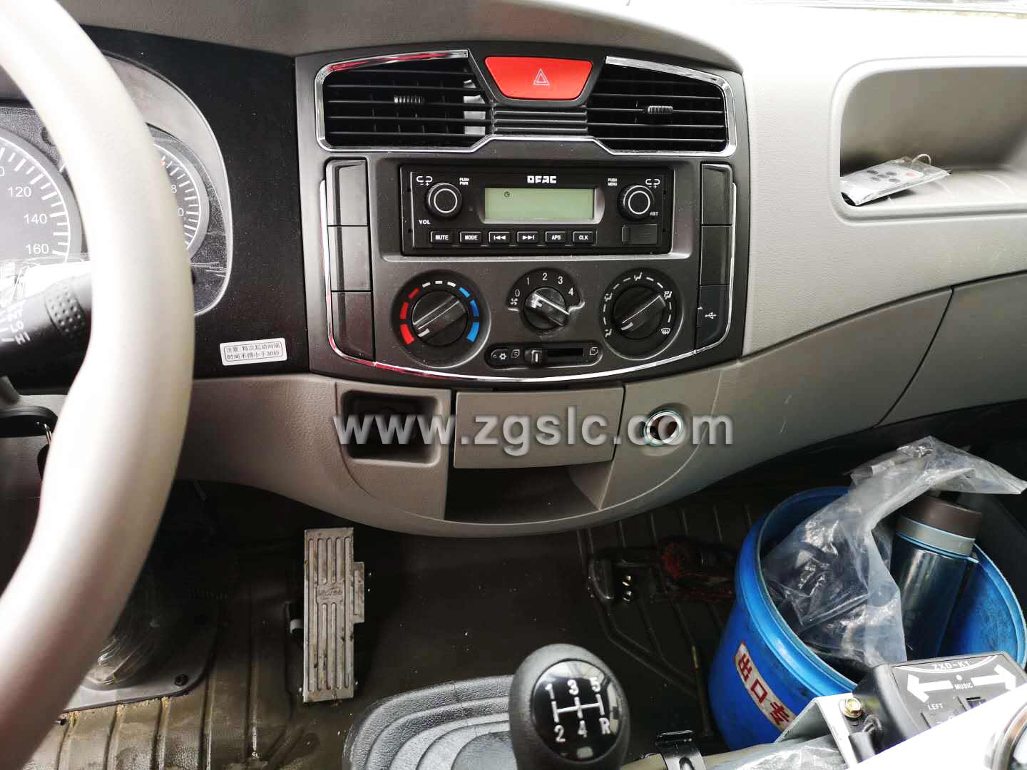 程力集團東風小多利卡掃路車