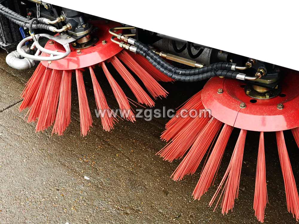 程力集團東風小多利卡掃路車