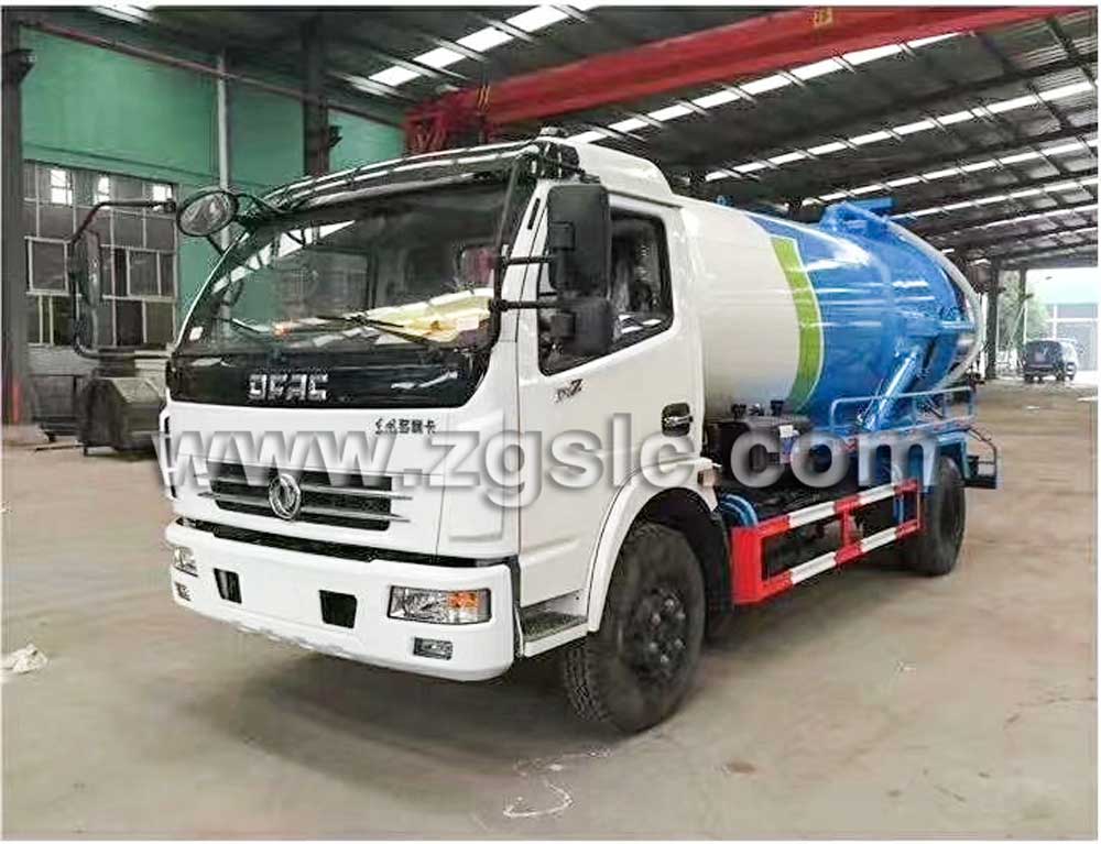 湖北程力東風(fēng)大多利卡吸污車（國五）