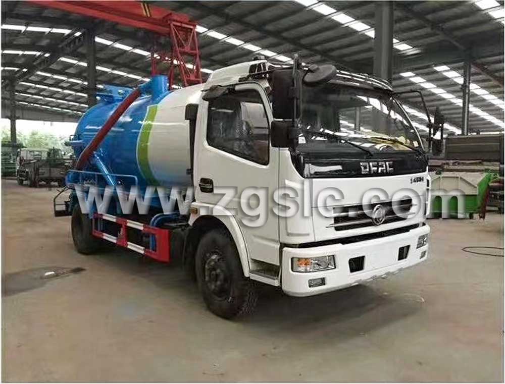 湖北程力東風(fēng)大多利卡吸污車（國五）