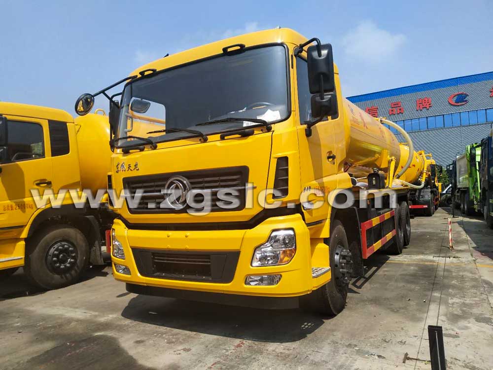 湖北程力東風天龍吸污車（國五）