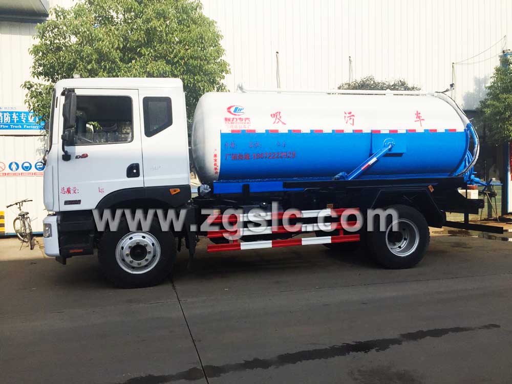 湖北程力東風大多利卡D9吸污車（國五