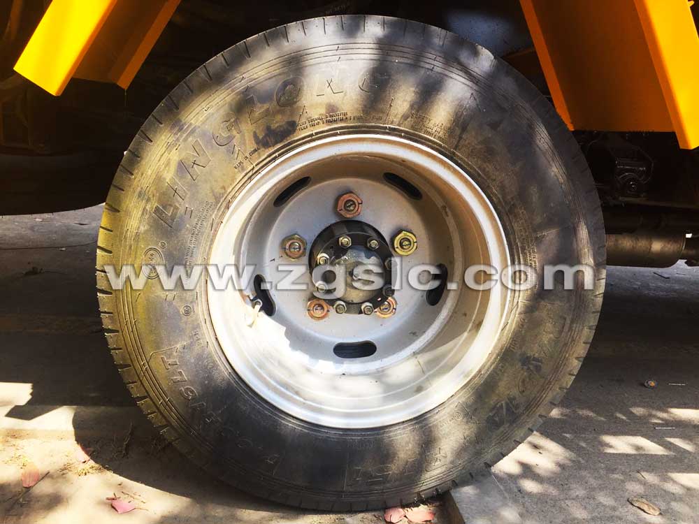 湖北程力東風小多利卡清洗吸污車（國五）