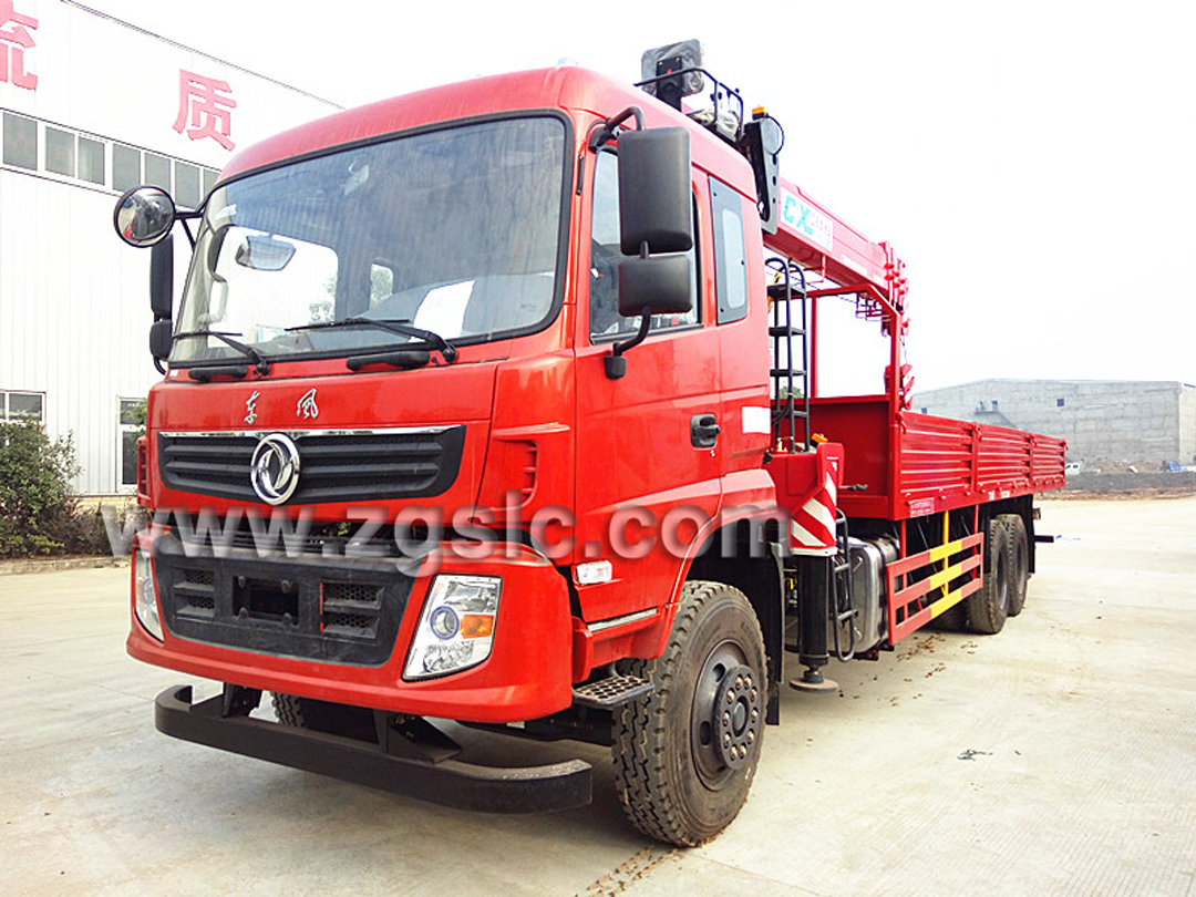 東風(fēng)后雙橋隨車吊