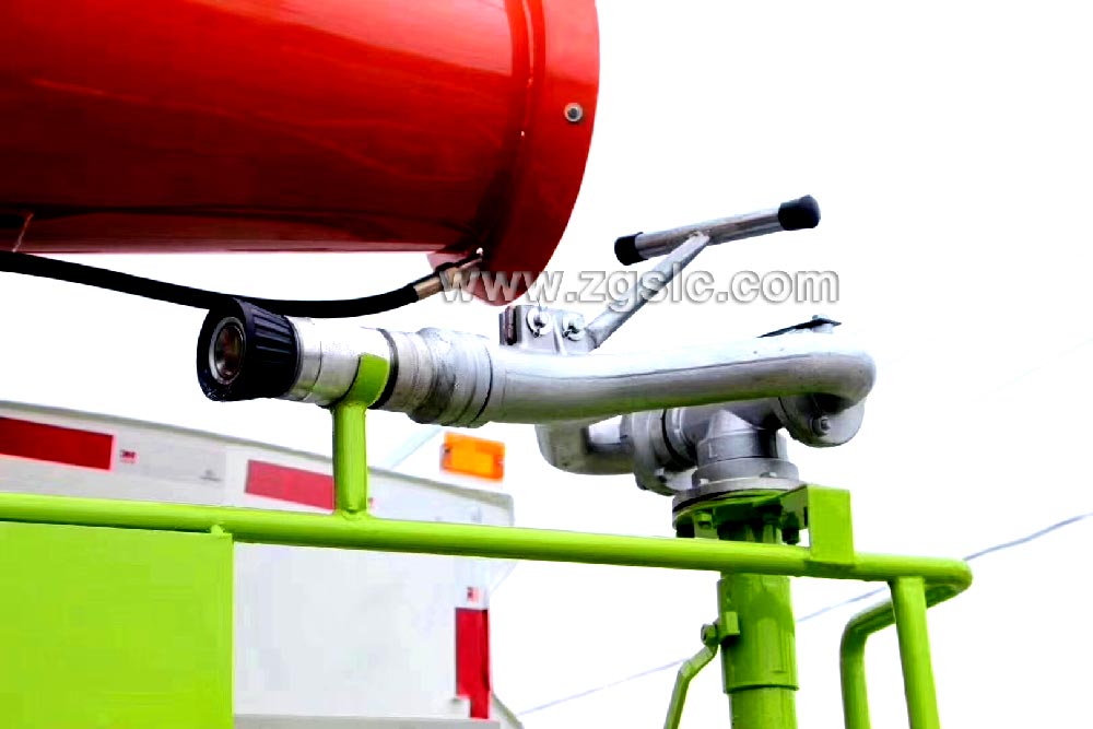 程力東風(fēng)小多利卡藍(lán)牌抑塵/噴霧車（國(guó)五）