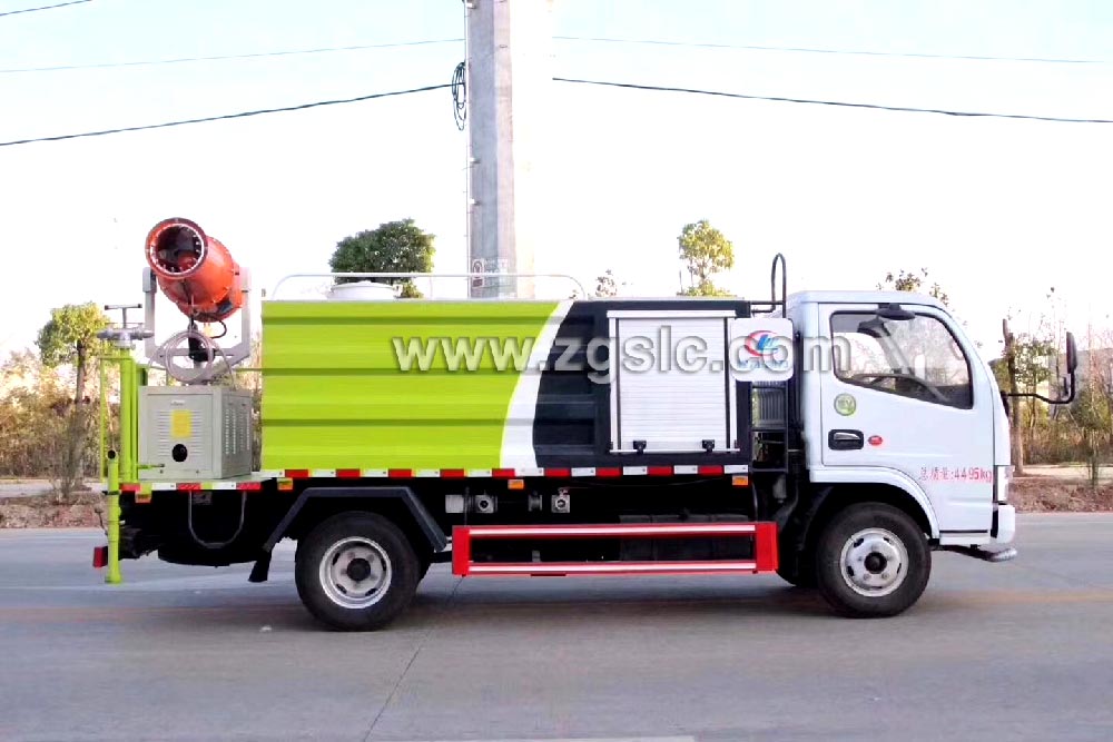 程力東風(fēng)小多利卡藍(lán)牌抑塵/噴霧車（國(guó)五）