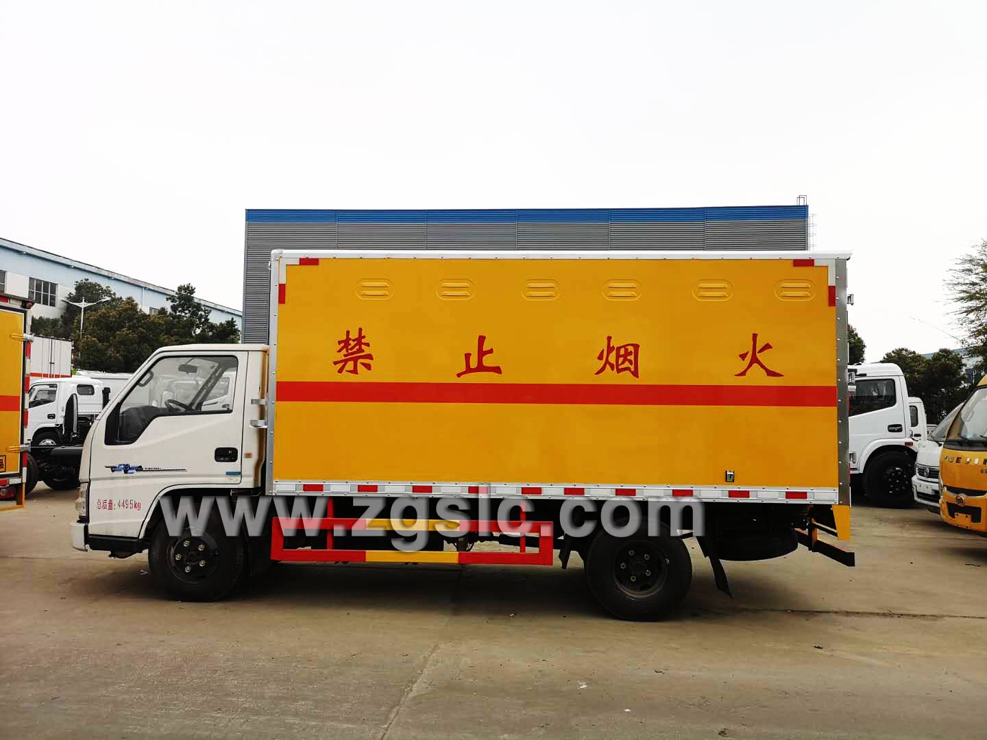 程力集團江鈴順達爆破器材運輸車