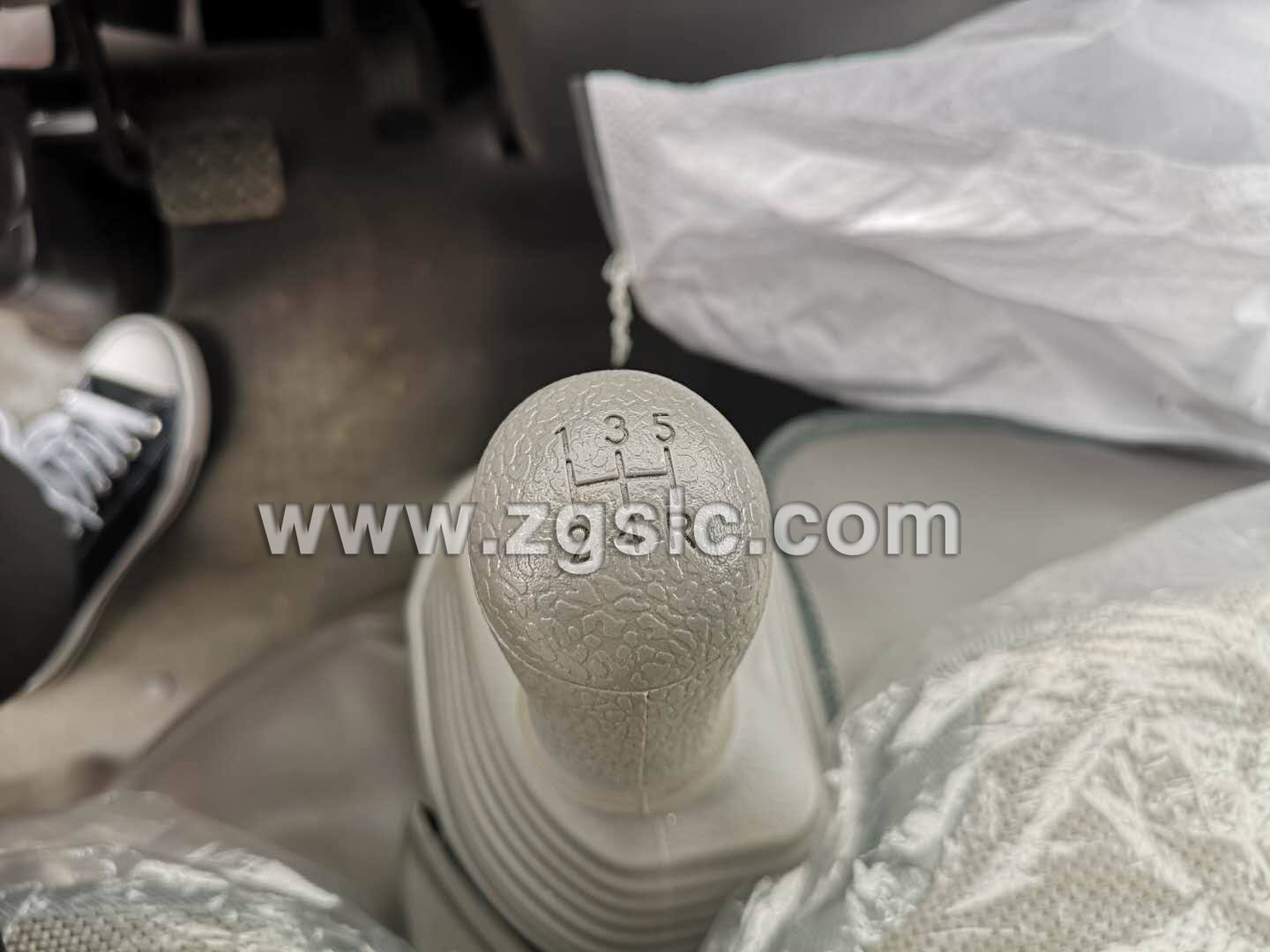 江鈴順達(dá)醫(yī)療廢物轉(zhuǎn)運(yùn)車（國(guó)五）