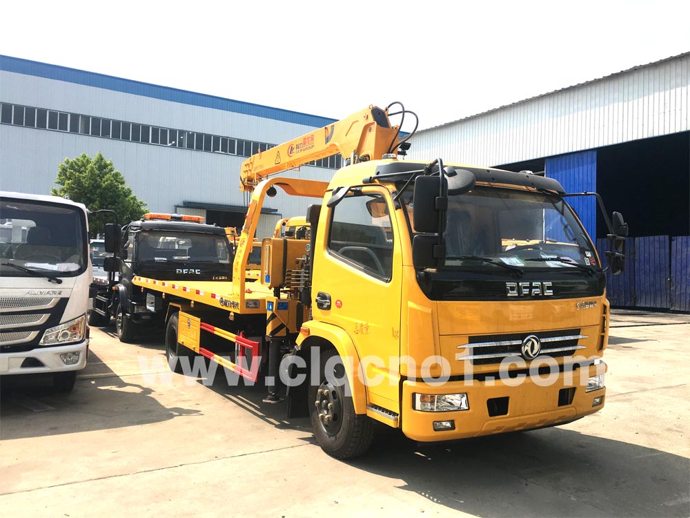 東風多利卡D8一拖二帶吊清障車（國五）