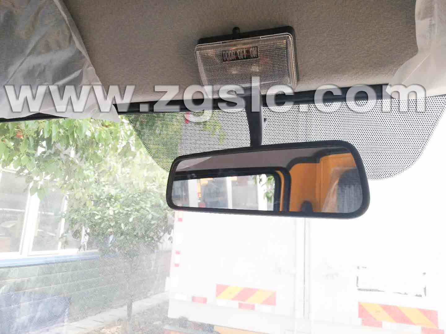 東風大多利卡瀝青灑布車（國五）