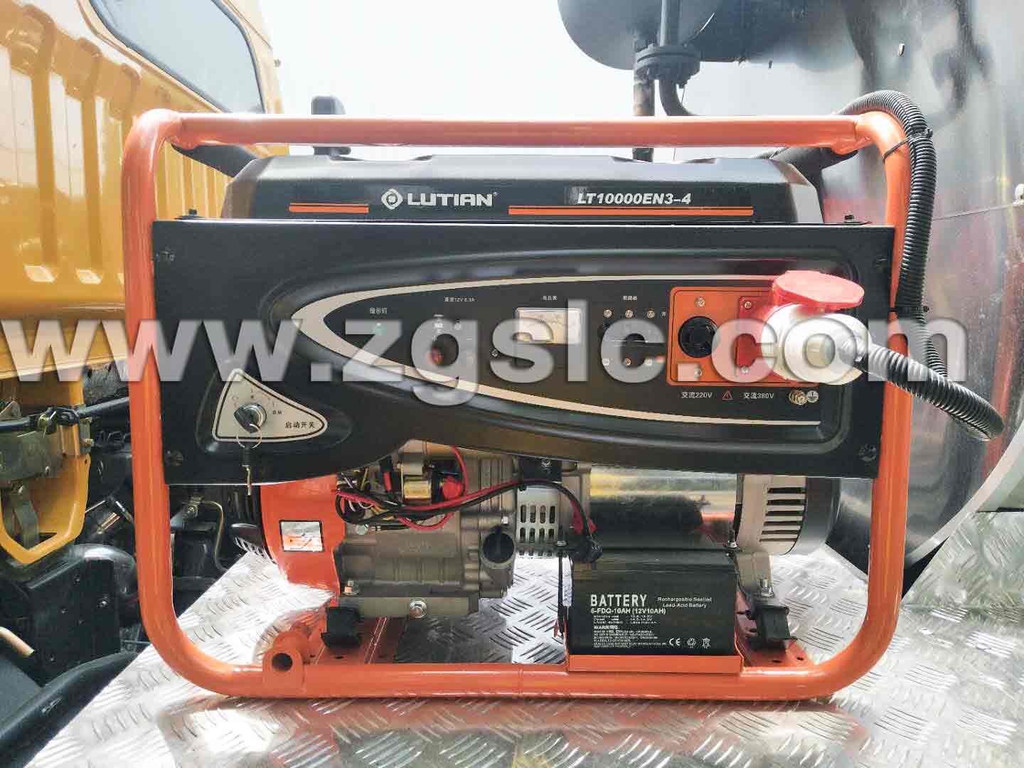 東風大多利卡瀝青灑布車（國五）