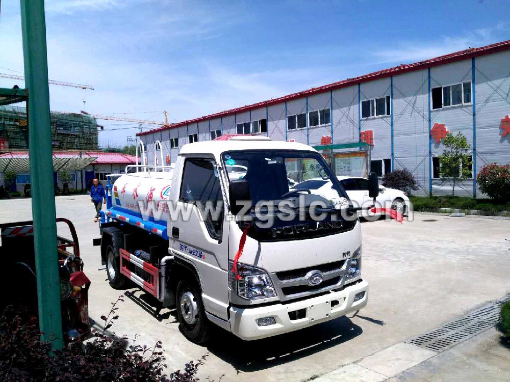 程力2.5方藍牌福田小卡之星灑水車（國五）