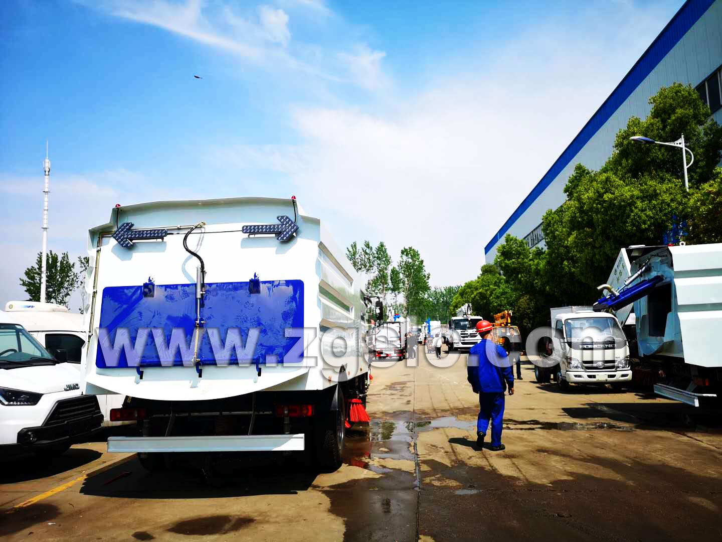 東風(fēng)天錦掃路車（國五）