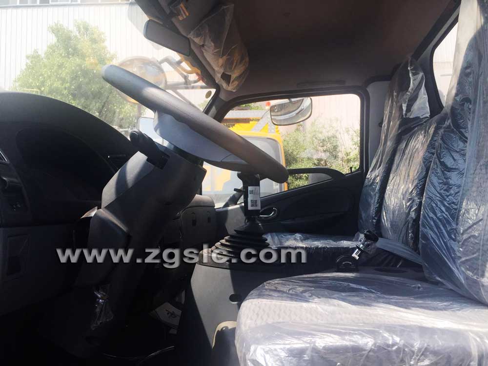 湖北程力東風福瑞卡清洗吸污車（國五）