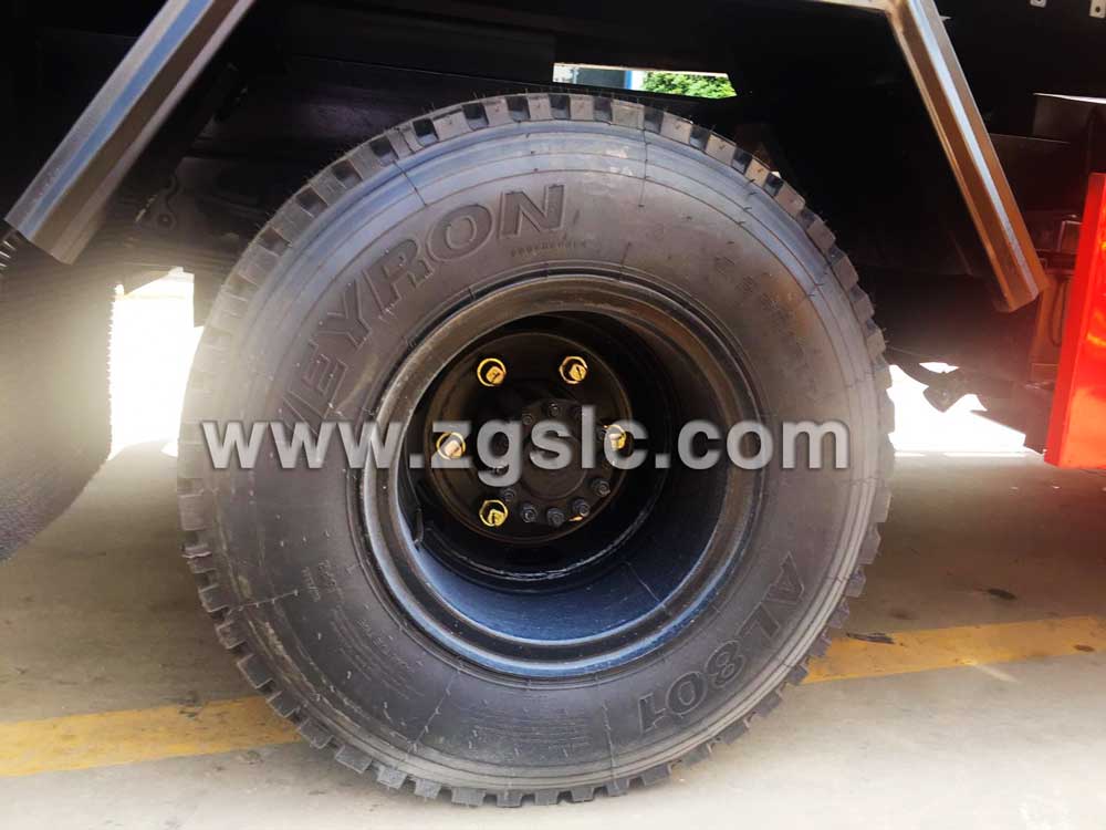 湖北程力東風福瑞卡清洗吸污車（國五）