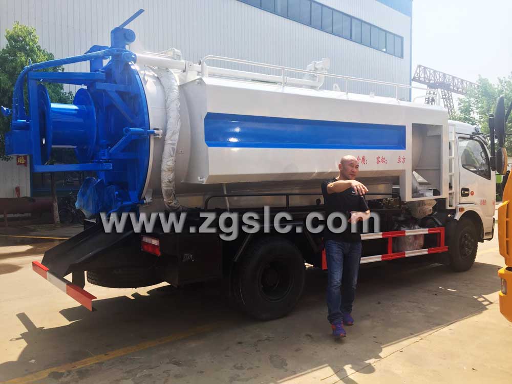 湖北程力東風福瑞卡清洗吸污車（國五）