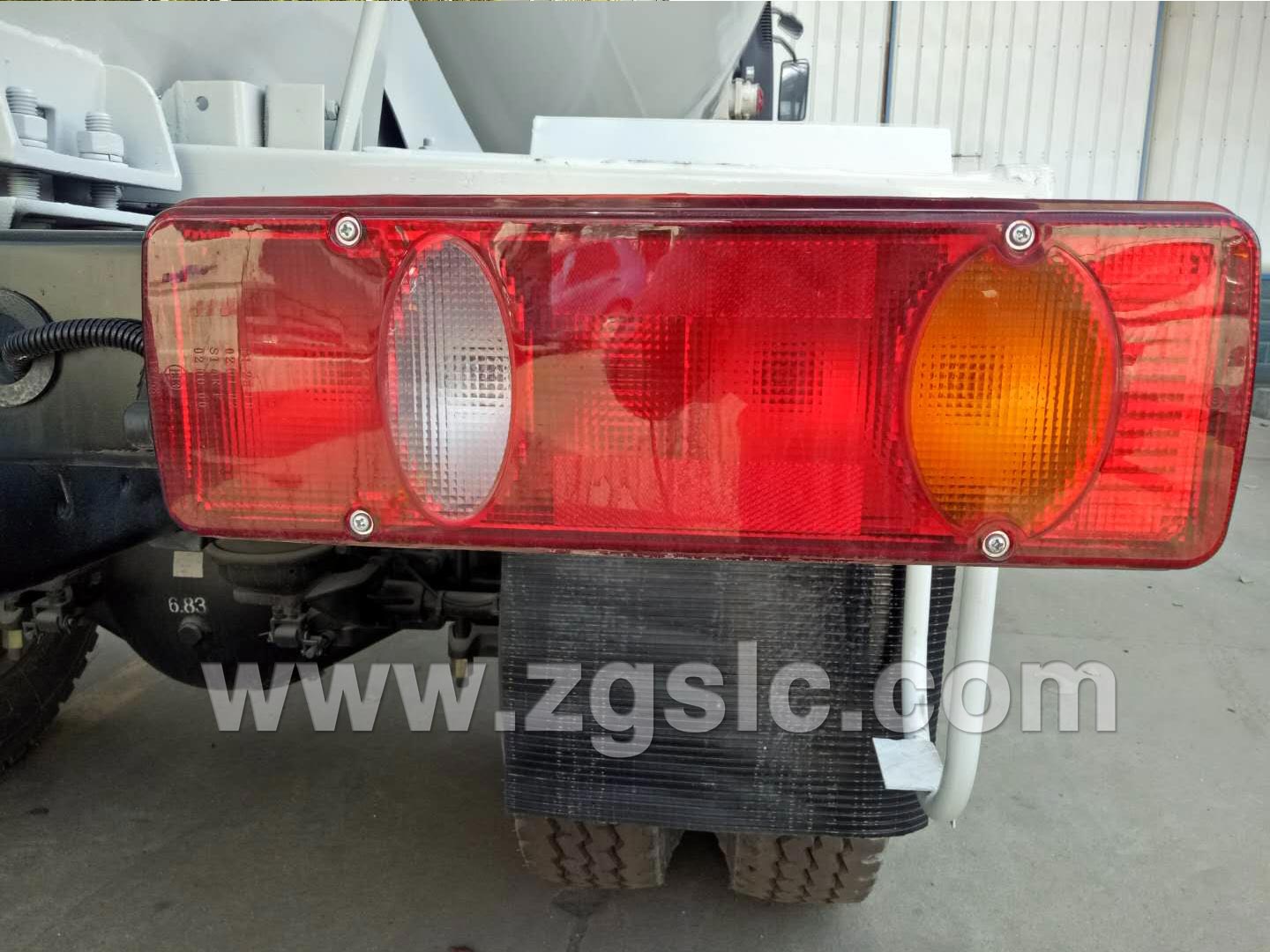 東風Z16混凝土攪拌運輸車（國五）