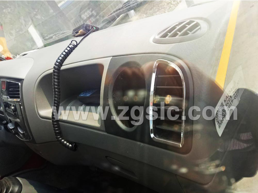 東風小多利卡水罐消防車（國五）