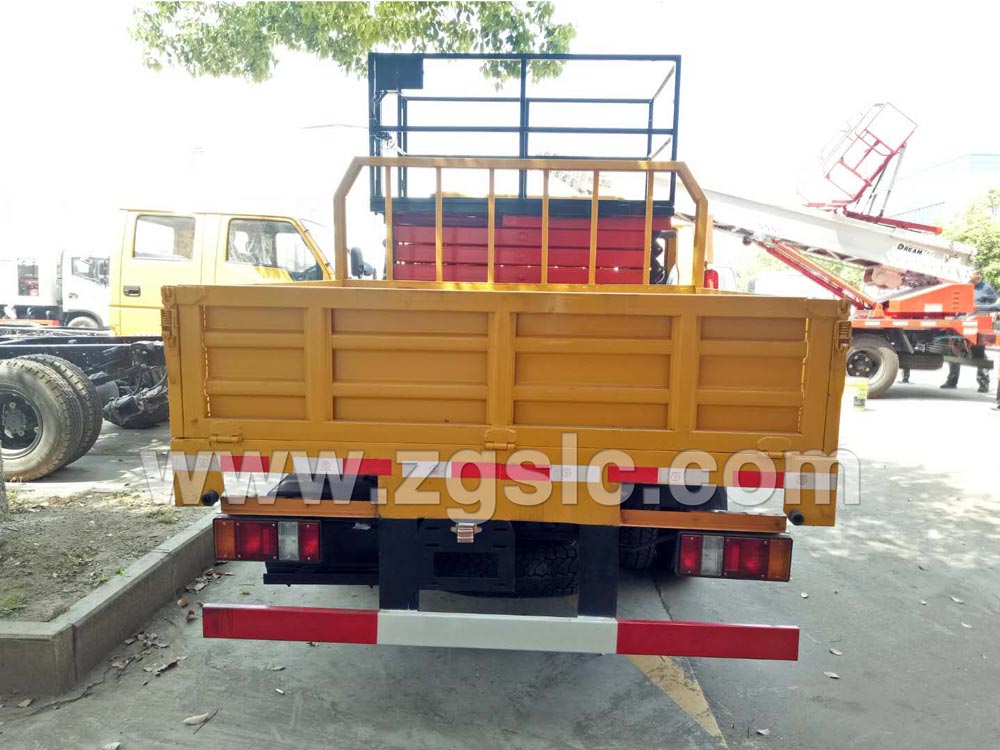 江鈴10米高空作業(yè)升降平臺車（國五）的質(zhì)量