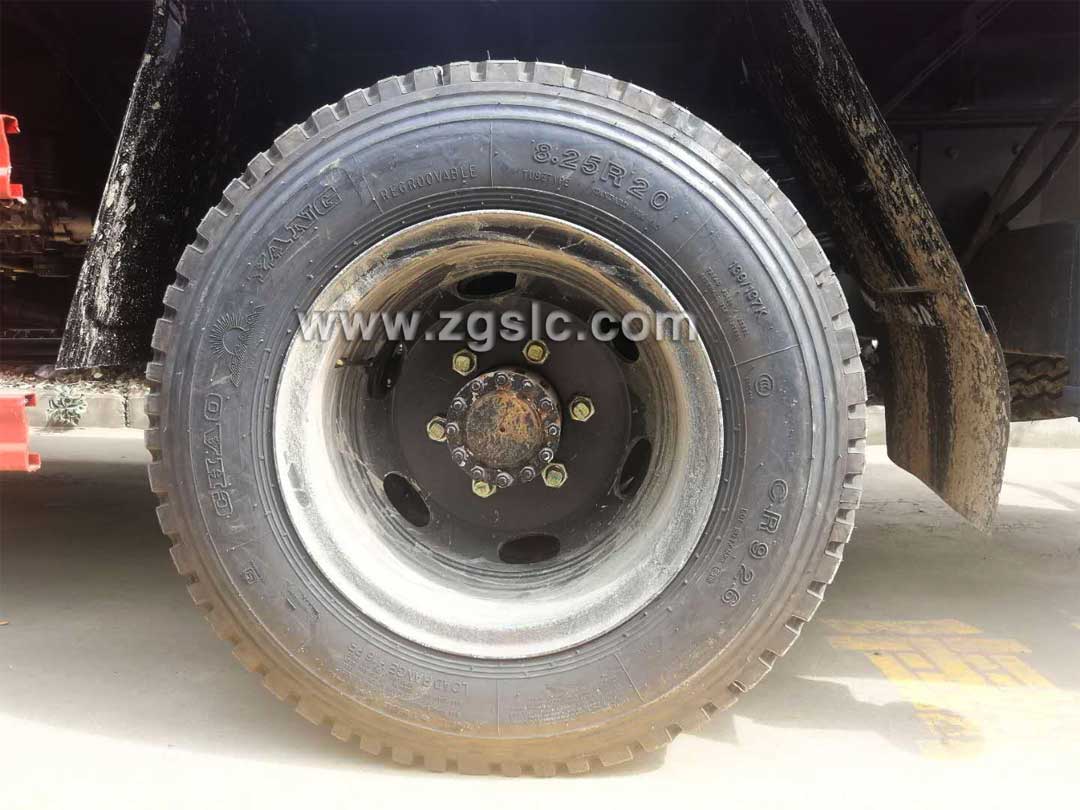 東風福瑞卡4050隨車吊_