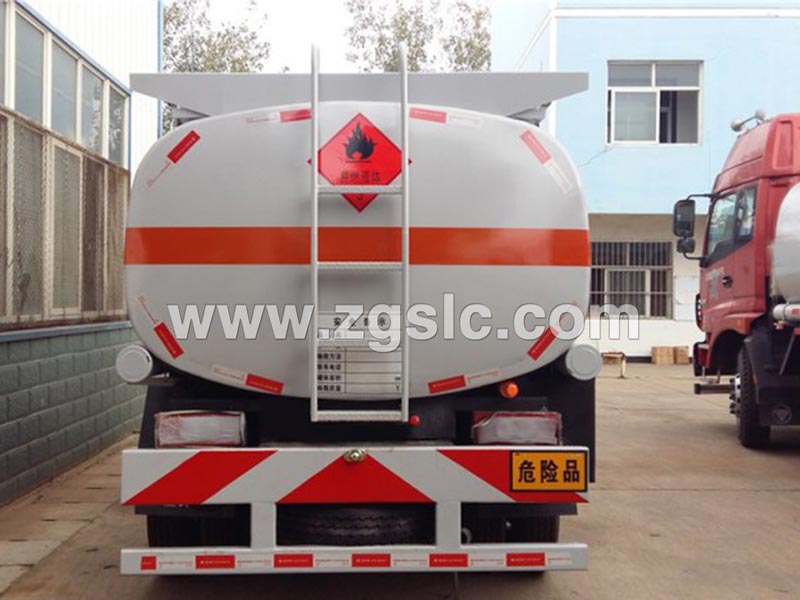 福田歐馬可6方加油車（國五）