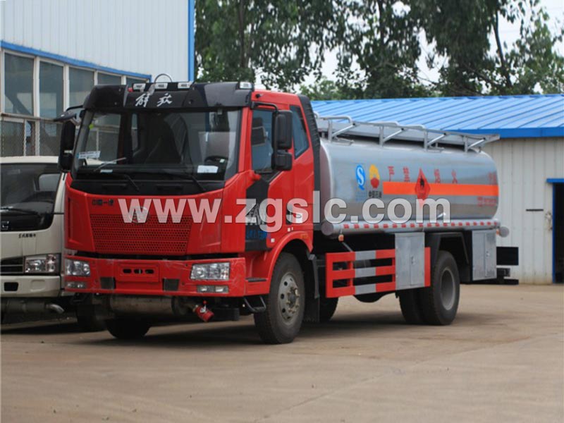 解放J6(15方)運油車（國五）