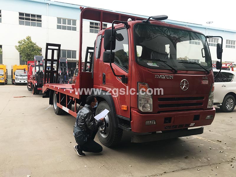 上圖為程力專用汽車股份有限公司 上圖為程力專用汽車股份有限公司