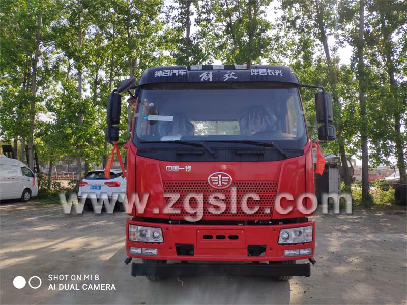 程力集團解放J6平板運輸車.jpg 程力集團解放J6平板運輸車.jpg