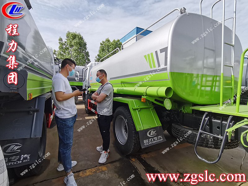 程力專(zhuān)用汽車(chē)股份有限公司 程力專(zhuān)用汽車(chē)股份有限公司