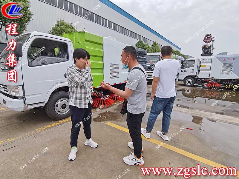 湖北程力集團(tuán) 湖北程力集團(tuán)