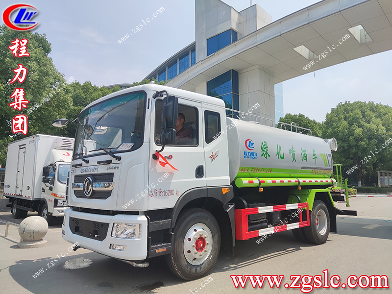 程力集團 2掃路車 拷貝.jpg